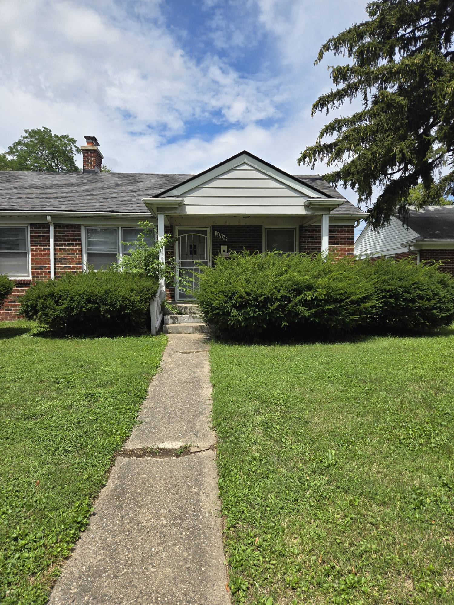 1064 West 37th Street